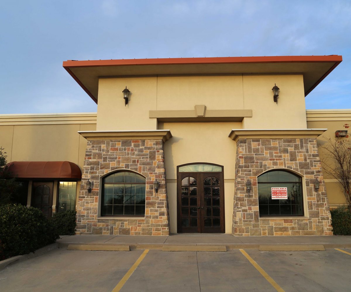 grapevine retail lease space