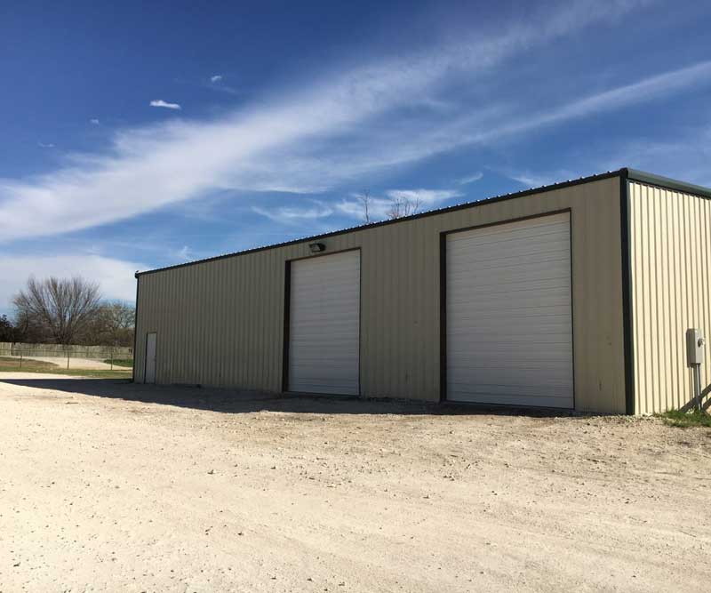 We have the perfect Fort Worth industrial space for small businesses. Give us a call at RDS Real Estate.
