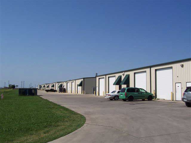 rent commercial property Tarrant County