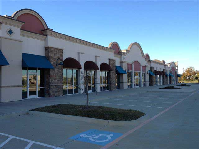 rent retail space tarrant county