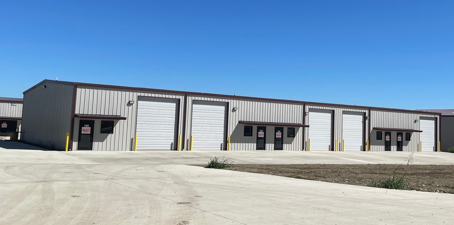 South Fort Worth office warehouse for rent