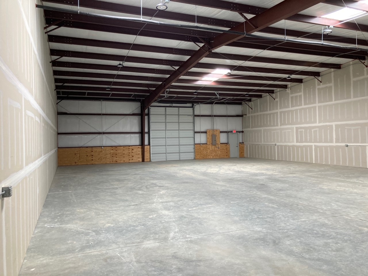 perfect shop for rent in Johnson County