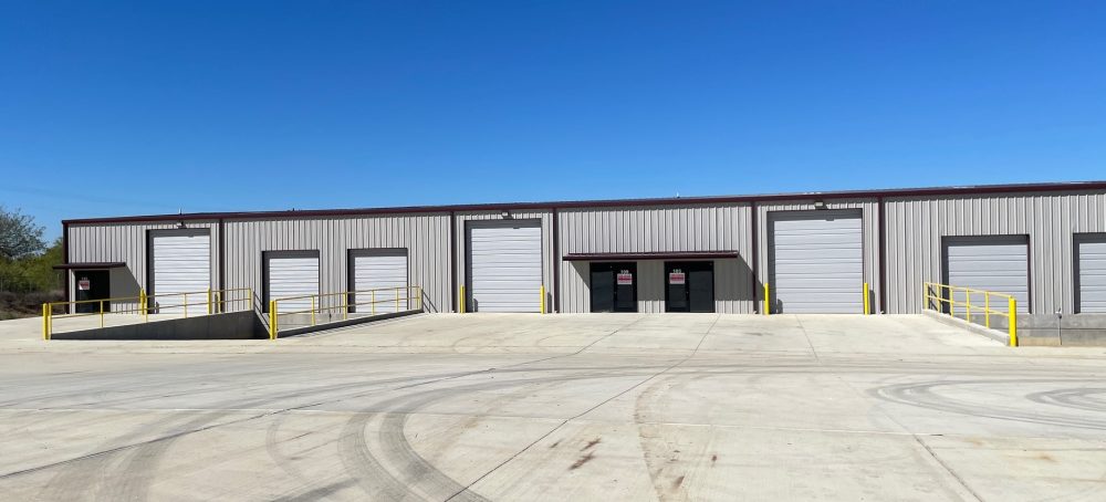 4577 jd mouser shop space for rent